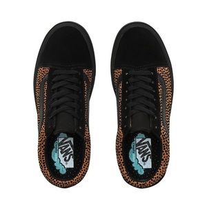 vans comfycush old skool tiny cheetah